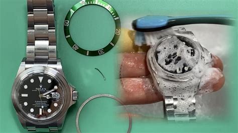 how to take off a rolex submariner